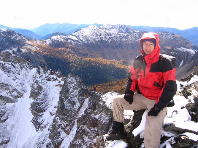 Here I am on the Pinnacle Summit, with Saska Pass and Gopher to the left behind me.
Pinnacle was #75 of the Top 100 for me, three-quarters of the peaks completed.